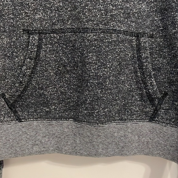 VS PINK Vintage Heathered Grey Heart Hoodie Sweatshirt Size Small - Picture 4 of 7